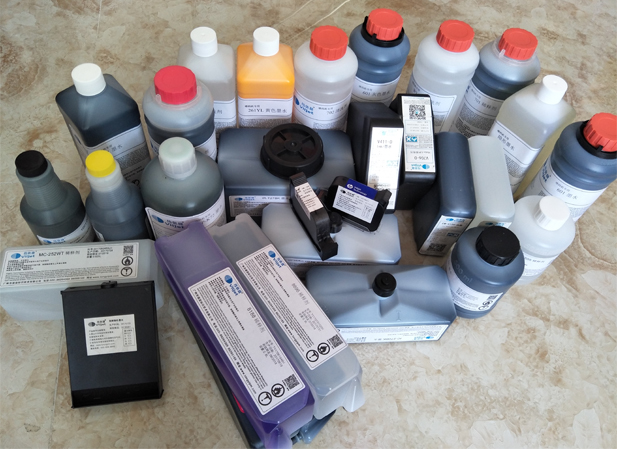 長沙領(lǐng)達電子科技有限公司,長沙連續(xù)式噴碼設(shè)備供應(yīng),大字符噴碼機圖供應(yīng),激光噴碼機供應(yīng)